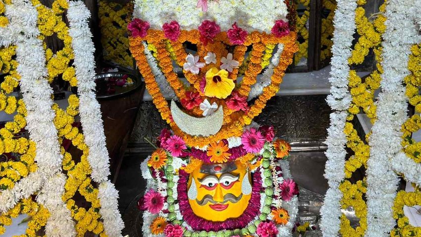 Balkeshwar Mahadev Mandir, famous temple of Agra, Agra Famous Shiv Temple, famous Shiv temple of Agra, Shiv Mandir In Agra, Agra Ke Shiv Mandir, Sawan, Savan, Savan Ke Somwar, Shiv Ki Pooja, Shiv, Lord Shiva, Shiva Mandir,