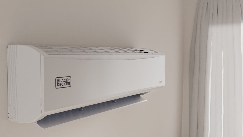 black Plus Decker | Washing Machine | Air Conditioner
