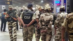 दिल्ली IGI हवाई अड्डे पर 6 जिंदा कारतूस लेकर क्या कर रहा था अमेरिकी नागरिक? CISF ने किया गिरफ्तार