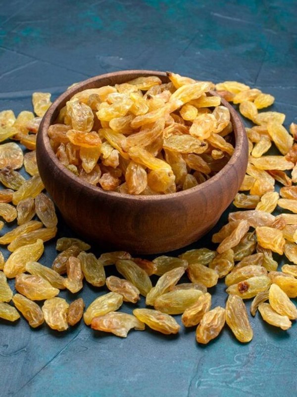 BENEFITS OF EATING RAISINS IN SUMMER