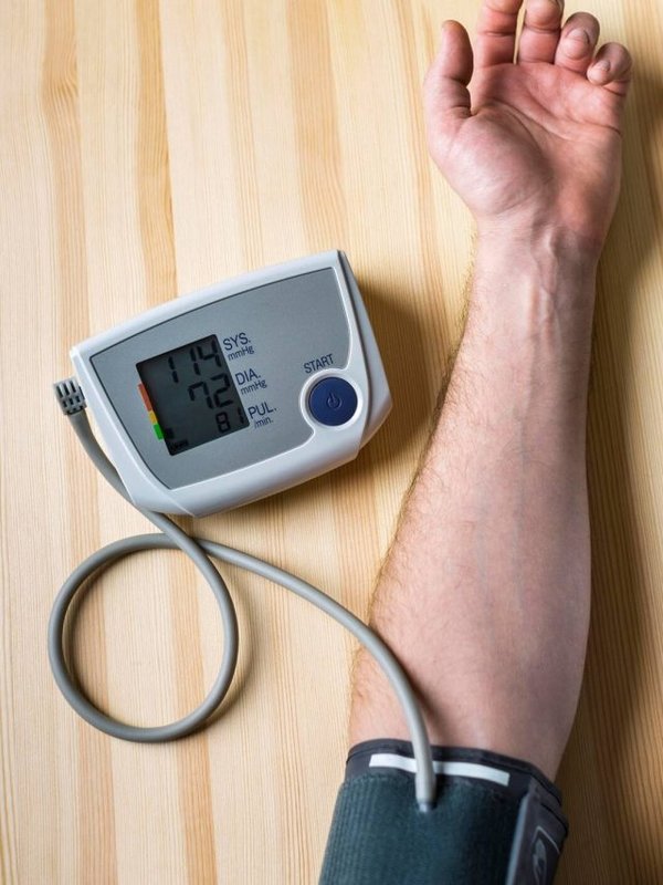 HIGH BP - MUST EAT THESE FOODS