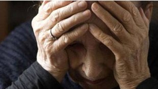 What are the signs of dementia?​Both the drugs affect the neurotransmitters,​How do these drugs affect brain health?​​What did the studies find?