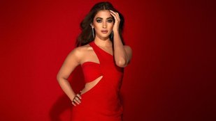 Pooja Hegde hot and bold look in red slit dress viral on social media