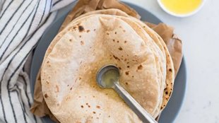 Benefits Of Smearing Ghee On Roti, Should We Eat Roti With Desi Ghee Or Not, Roti With Desi Ghee, is ghee roti good for health, is ghee roti good for health, is it ok to eat ghee everyday, how much amount of ghee should I eat a day,