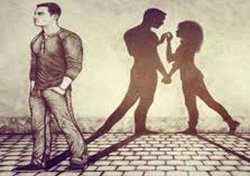 बॉयफ्रेंड के साथ थी लड़की तभी उसके भाई ने देख लिया, इसके बाद तुरंत लड़के ने जो किया वह हैरान करने वाला है