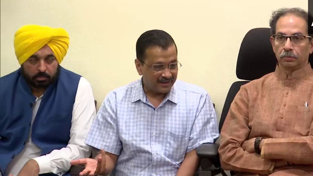 arvind kejriwal| uddhav thackeray| bhagwant mann