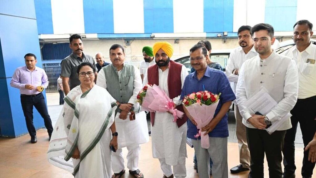 mamata banerjee| arvind kejriwal|