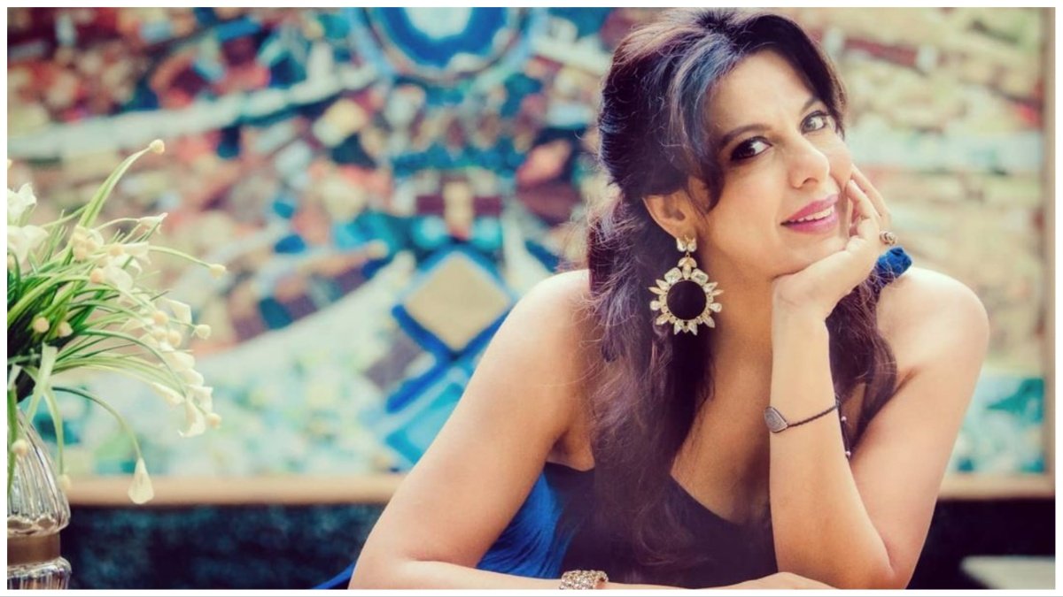 Pooja Bedi Birthday, Pooja bedi