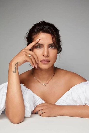 Priyanka Chopra botched nose job