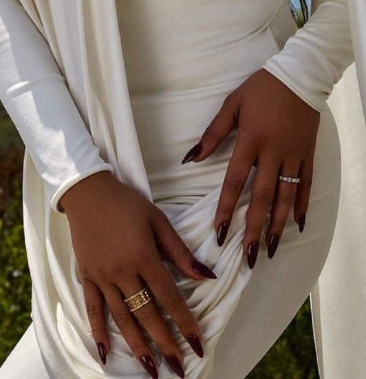 priyanka chopra yellow gold and diamond ring