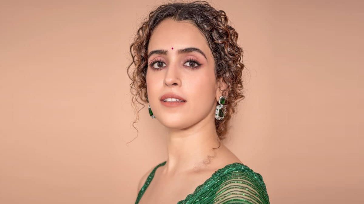 sanya malhotra, bollywood
