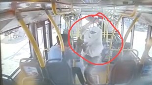 woman beaten bus conductor।