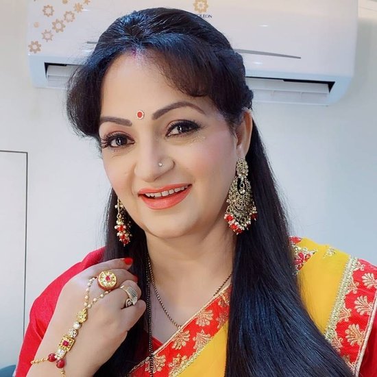Upasana Singh 6