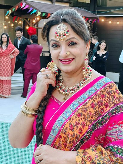 Upasana Singh 9