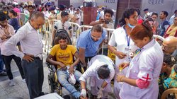 Train Accident: अस्पताल में खोजा पर नहीं मिला बेटा, फिर बे-मन गए मुर्दा घर, शवों के ढेर में हिलता दिखा हाथ और…