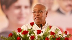 “अरे मेरी जान चुप बैठो”, पटना में कांग्रेस कार्यकर्ताओं ने की नारेबाजी तो बोले मल्लिकार्जुन खड़गे, वीडियो वायरल