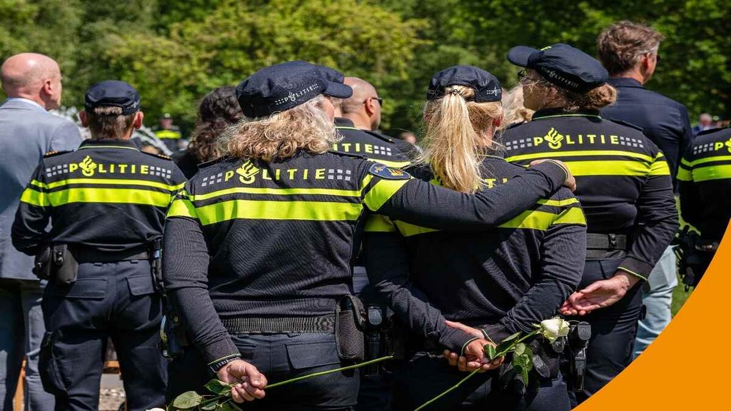 Dutch Police, Hijab, Christian Cross
