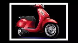 Electric scooter buying guide: Bajaj Chetak पसंद है ? तो खरीदने से पहले यहां जाने कीमत से लेकर राइडिंग रेंज तक पूरी डिटेल