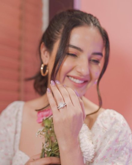 Jasmin Bhasin