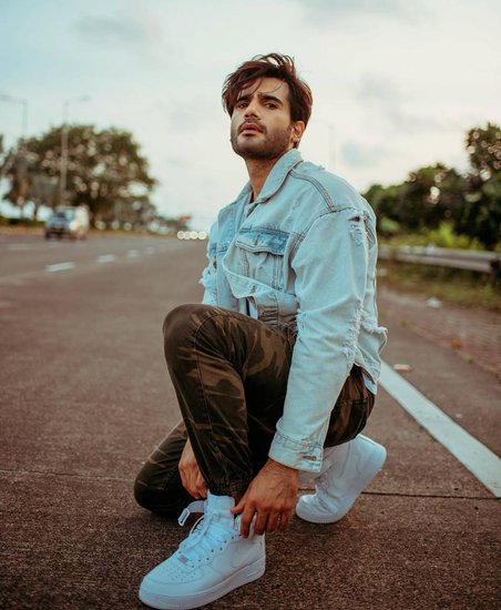 Karan Tacker