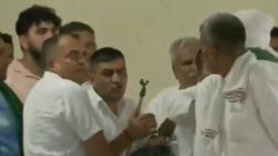 Wrestlers Protest: खाप पंचायत में हंगामा! आपस में भिड़ गए ‘चौधरी’, देखिए वीडियो