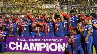 LEGENDS CRIोCKET LEAGUE