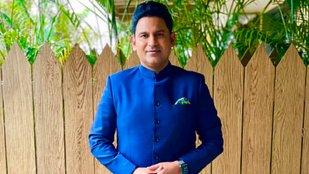 Manoj Muntashir Net Worth