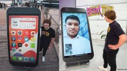 अजब गजब! यूट्यूबर ने बना डाला आठ फीट लंबा फोन, देखकर हर कोई है हैरान