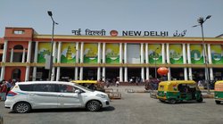 Jansatta Editorial : व्यवस्थागत बदहाली के कारण महिला रेल यात्री की गई जान
