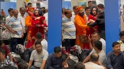 एयरपोर्ट पर नारेबाजी कर रहे लोगों को समझाने पहुंचीं राधे मां, बहस का ये वीडियो हो रहा वायरल