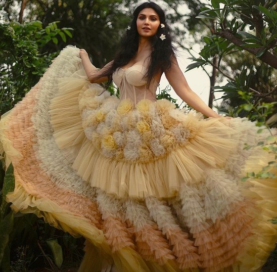 Ayesha Madhukar 7