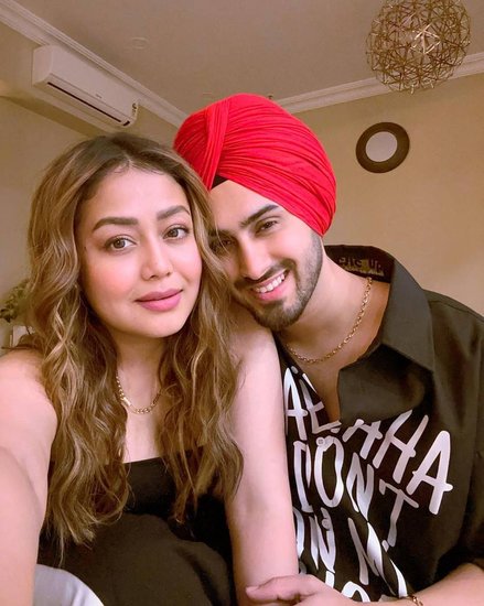 Neha Kakkar birthday celebration