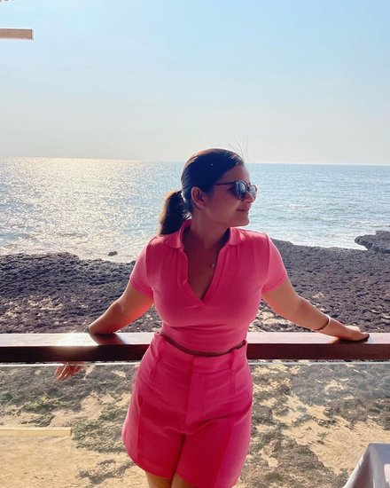 Saloni Daini 2