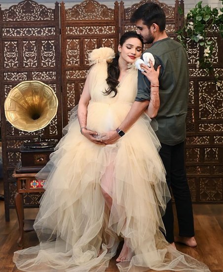 Pandya Store Shrashti Maheshwari welcome baby girl