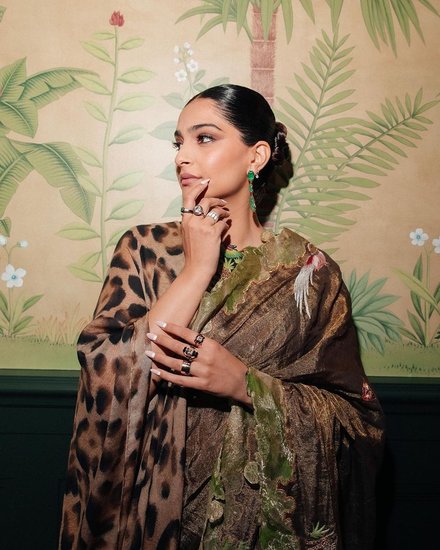 Sonam Kapoor 2