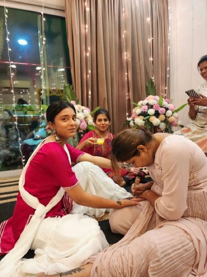 sumbul touqeer new mom pics