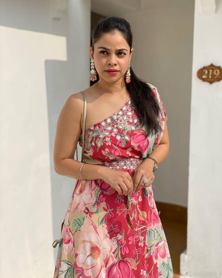 Sumona Chakravarti 7