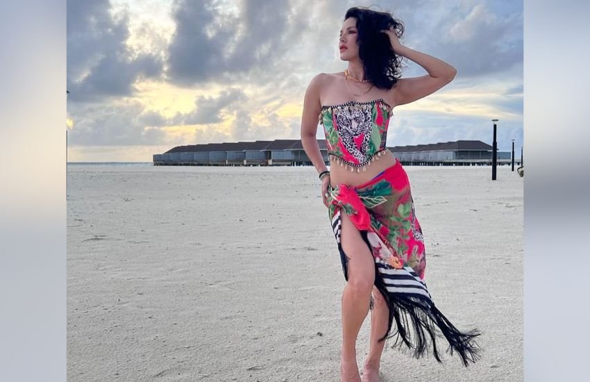 Sunny Leone Latest Sizzling Photos