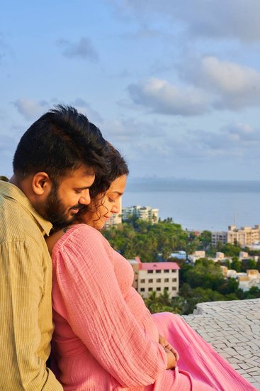 Swara Bhasker baby bump