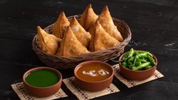 समोसे-फ्रेंच फ्राइज के शौकीन हो सकते हैं डिप्रेशन का शिकार, चौंका देगा रिसर्च का ये खुलासा