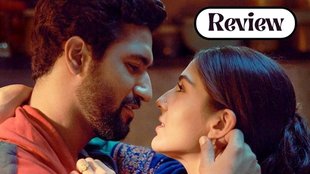Zara Hatke Zara Bachke Review In Hindi