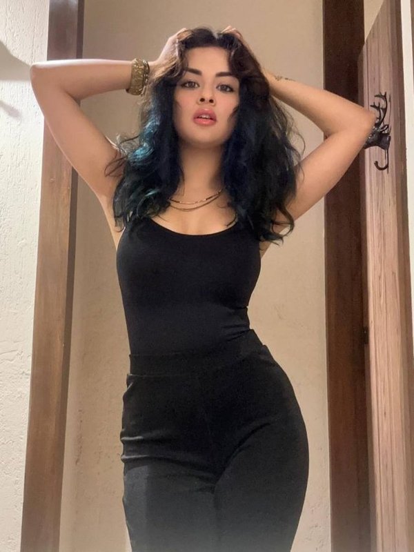 AVNEET KAUR BLACK LOOK