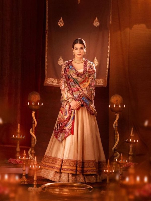 Adipurush s Sita Kriti Sanon (2)