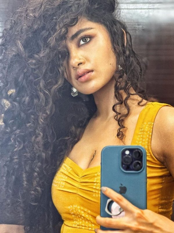 Anupama Parameswaran flaunts tattoo