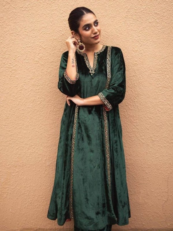 Priya Prakash Varrier (3)