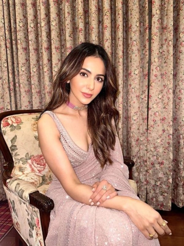 Rakul Preet Singh (2)