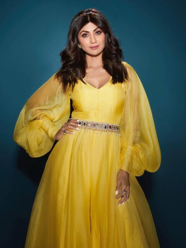 SHILPA SHETTY CINDRELLA LOOK