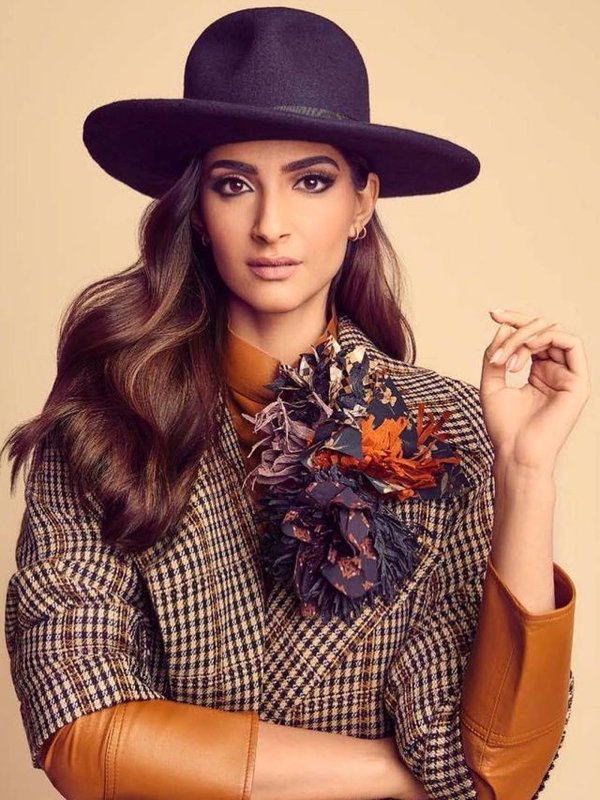 SONAM KAPOOR REJECTED FILM LIST