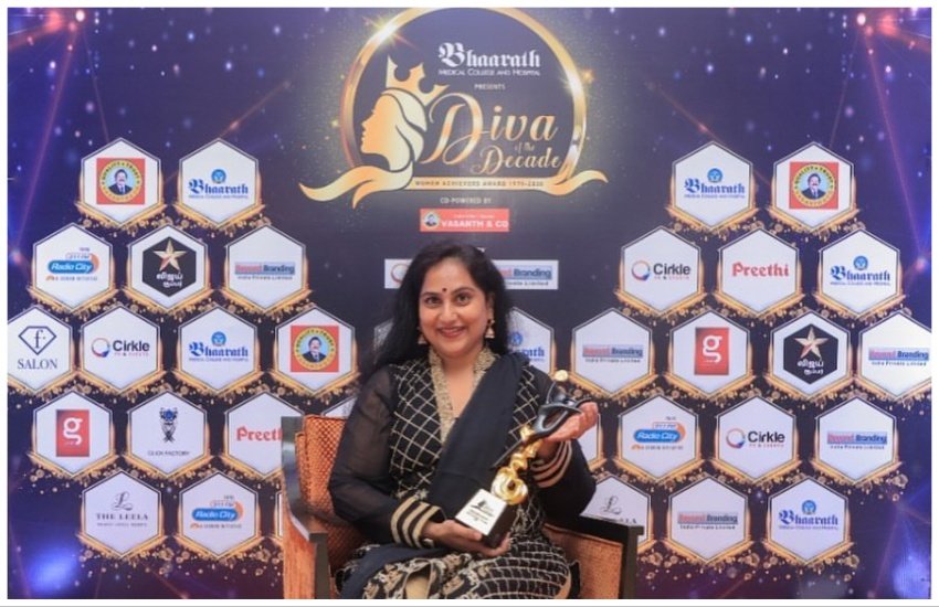 Gayatri is a bharatnatyam dncer