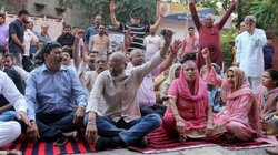 Punjab: मंदिर पर कब्जे को लेकर बढ़ा टकराव, लुधियाना भाजपा के नेता और उनके नौ सहयोगियों पर मामला दर्ज